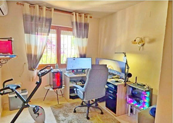 4 soverom Villa til salgs i Moraira med svømmebasseng garasje - € 650 000 (Ref: 9926710)