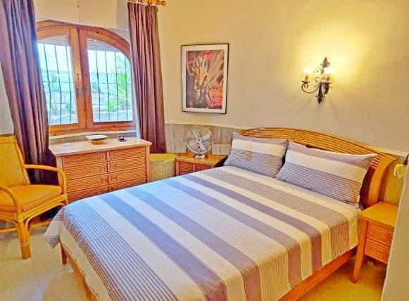 4 soverom Villa til salgs i Moraira med svømmebasseng garasje - € 650 000 (Ref: 9926710)