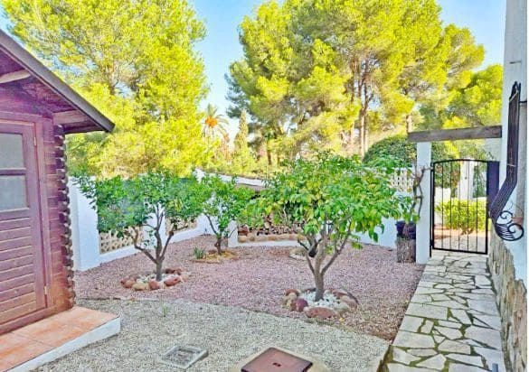 4 soverom Villa til salgs i Moraira med svømmebasseng garasje - € 650 000 (Ref: 9926710)