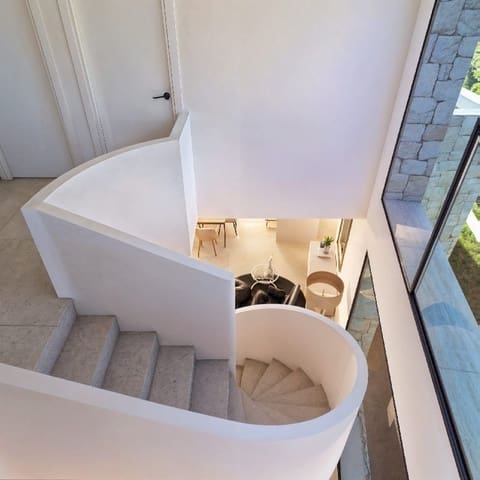 4 soverom Villa til salgs i Moraira, Teulada-Moraira med svømmebasseng garasje - € 2 300 000 (Ref: 9945071)