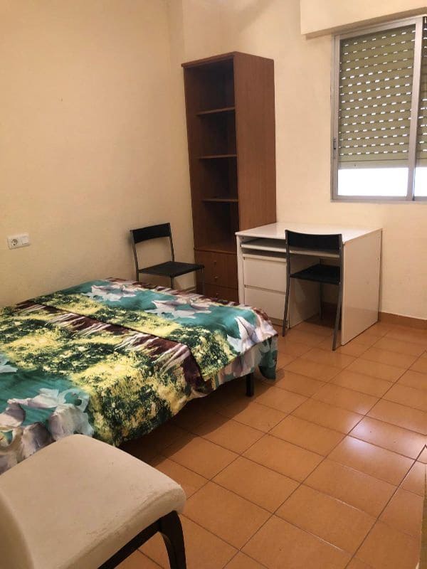 4 soverom Leilighet til salgs i Alicante by - € 220 000 (Ref: 9969169)