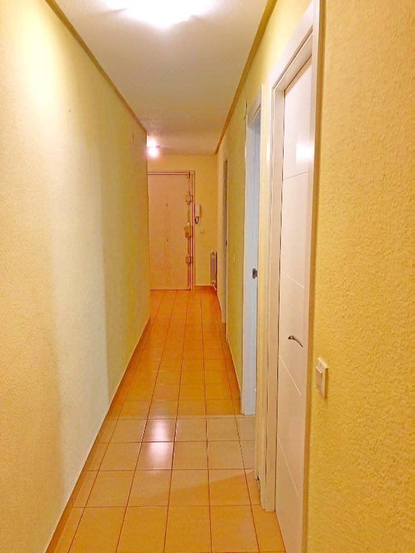 4 soverom Leilighet til salgs i Alicante by - € 220 000 (Ref: 9969169)