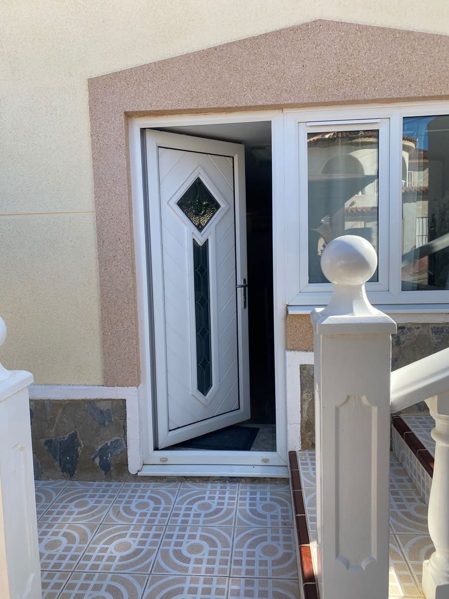 Villa/Maison de 4 chambres à louer à Rojales avec piscine - 2 000 € (Ref: 10118724)