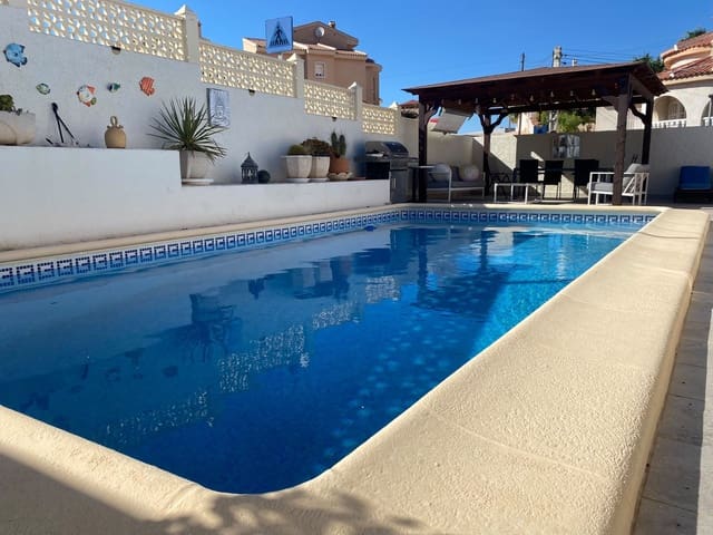 Villa/Maison de 4 chambres à louer à Rojales avec piscine - 2 000 € (Ref: 10118724)