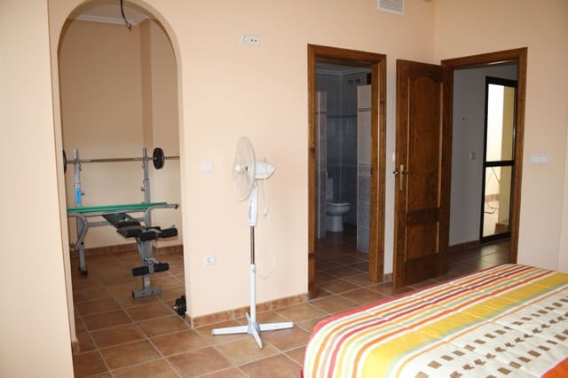 4 soveværelse Bungalow til salg i Daya Nueva med garage - € 240.000 (Ref: 4259495)