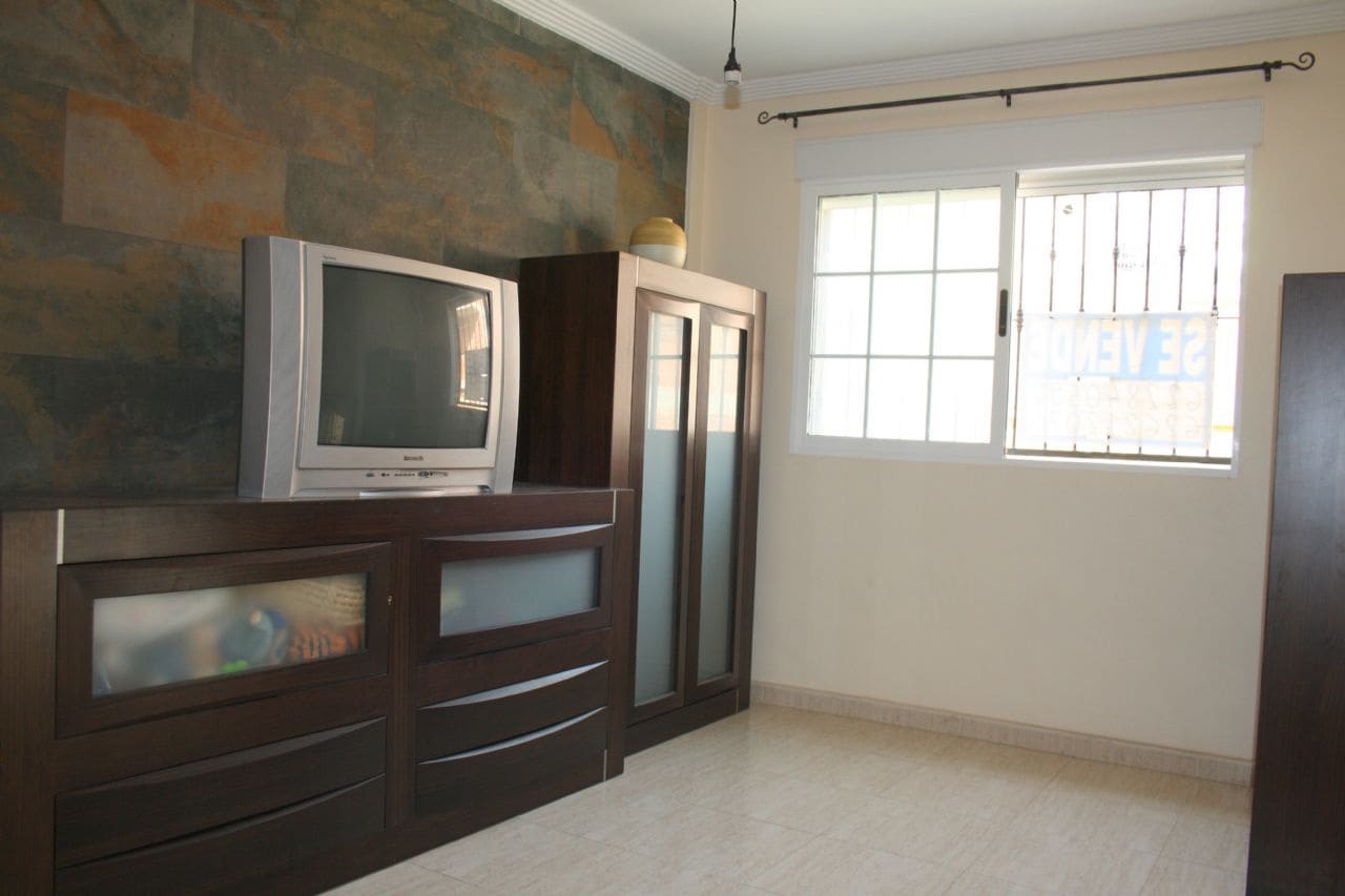 3 bedroom Bungalow for sale in Rojales with garage - € 200,000 (Ref: 4374168)