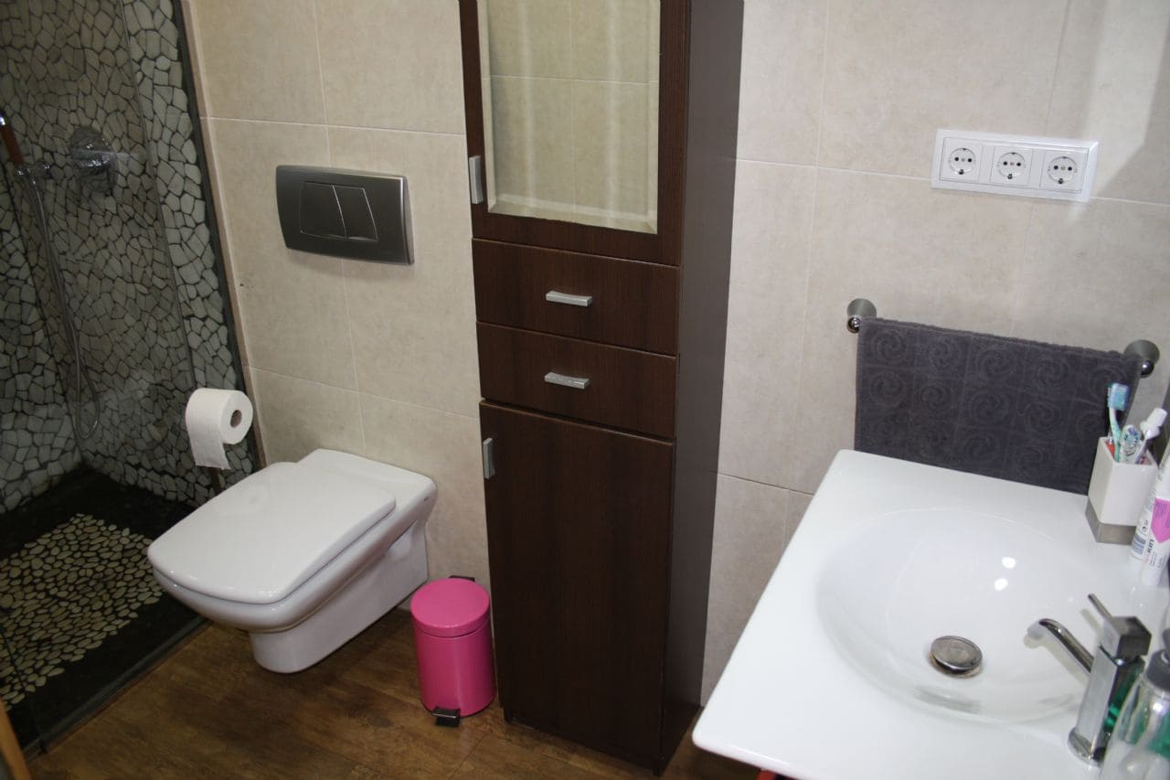 8 soverom Villa til salgs i Heredades med svømmebasseng garasje - € 399 000 (Ref: 4511112)