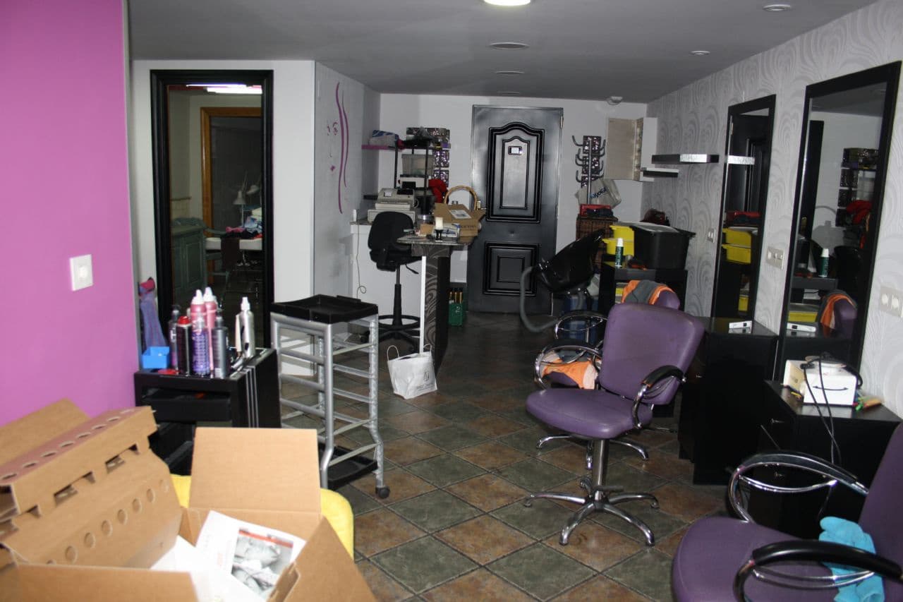 8 soverom Villa til salgs i Heredades med svømmebasseng garasje - € 399 000 (Ref: 4511112)