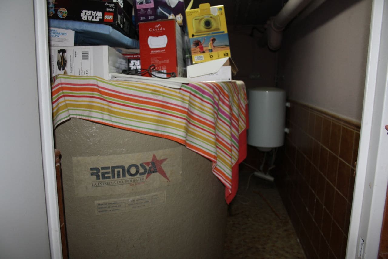 8 soverom Villa til salgs i Heredades med svømmebasseng garasje - € 399 000 (Ref: 4511112)