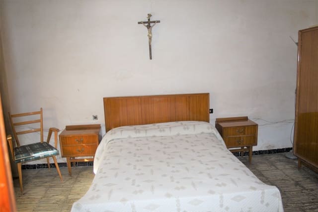 4 soveværelse Byhus til salg i Formentera del Segura med garage - € 180.000 (Ref: 4841594)