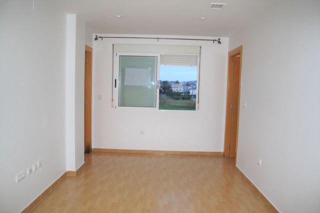 2 slaapkamer Flat te koop in Formentera del Segura met zwembad - € 74.000 (Ref: 5067530)