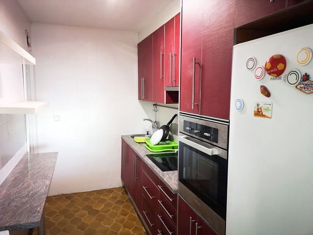 3 slaapkamer Flat te huur in Torrevieja - € 950 (Ref: 5542206)