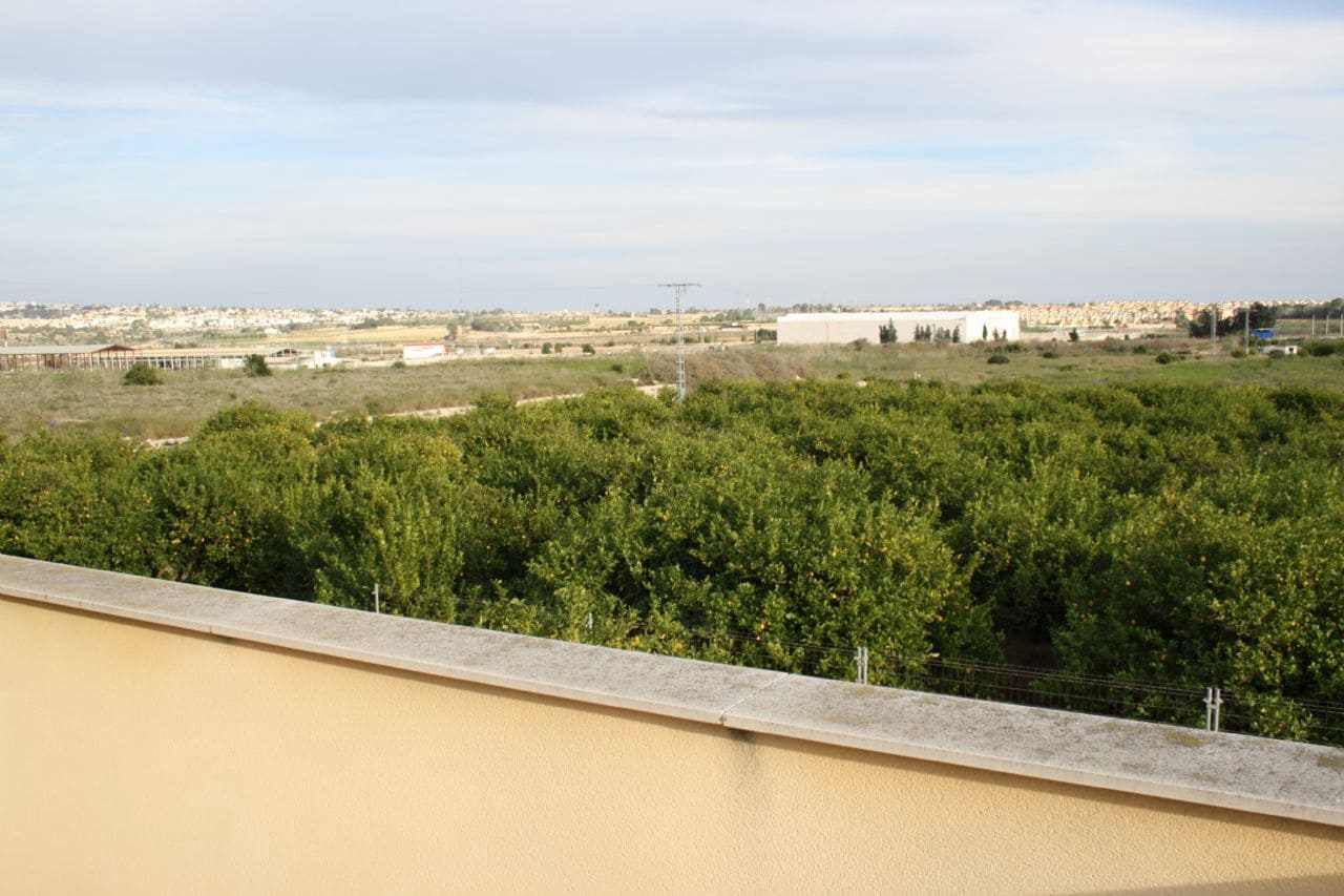 4 soveværelse Finca/Landehus til salg i Algorfa med garage - € 550.000 (Ref: 5929532)