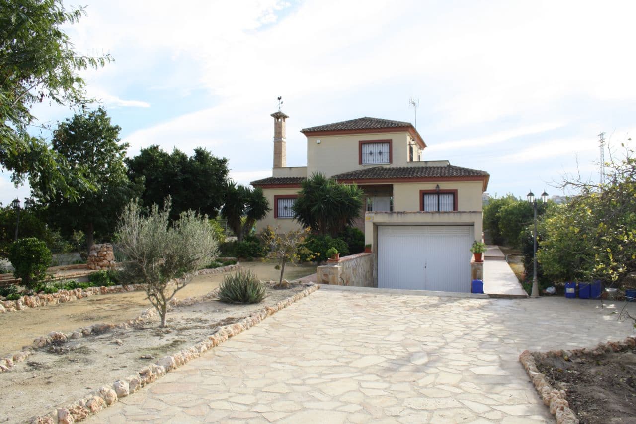 4 soveværelse Finca/Landehus til salg i Algorfa med garage - € 550.000 (Ref: 5929532)