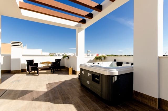 3 bedroom Villa for sale in Ciudad Quesada, Rojales with pool - € 478,000 (Ref: 6106516)