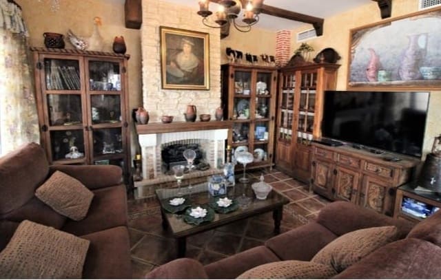 7 Zimmer Villa zu verkaufen in Daya Nueva - 420.000 € (Ref: 7183654)