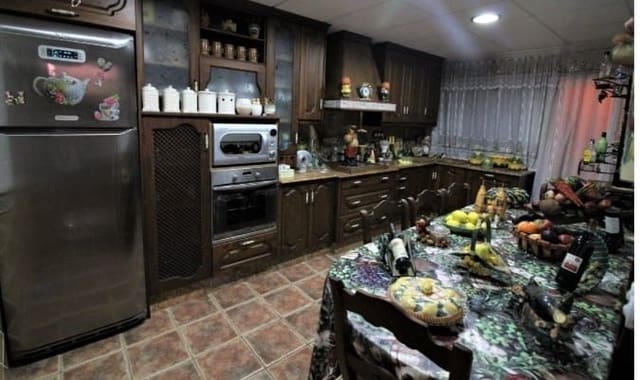 7 Zimmer Villa zu verkaufen in Daya Nueva - 420.000 € (Ref: 7183654)