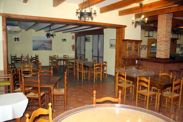 Kommersiell til salgs i Formentera del Segura - € 479 000 (Ref: 7448700)