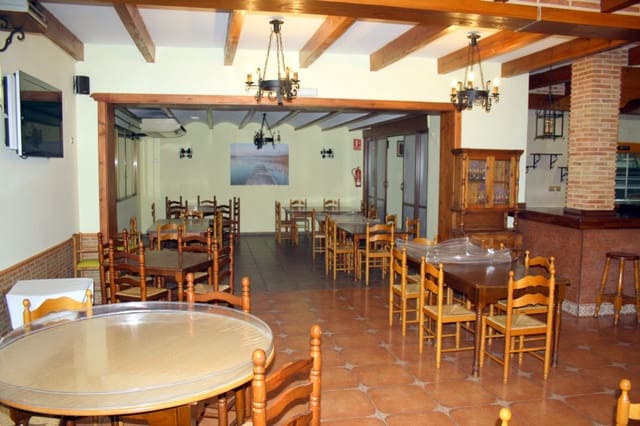 Kommersiell til salgs i Formentera del Segura - € 479 000 (Ref: 7448700)