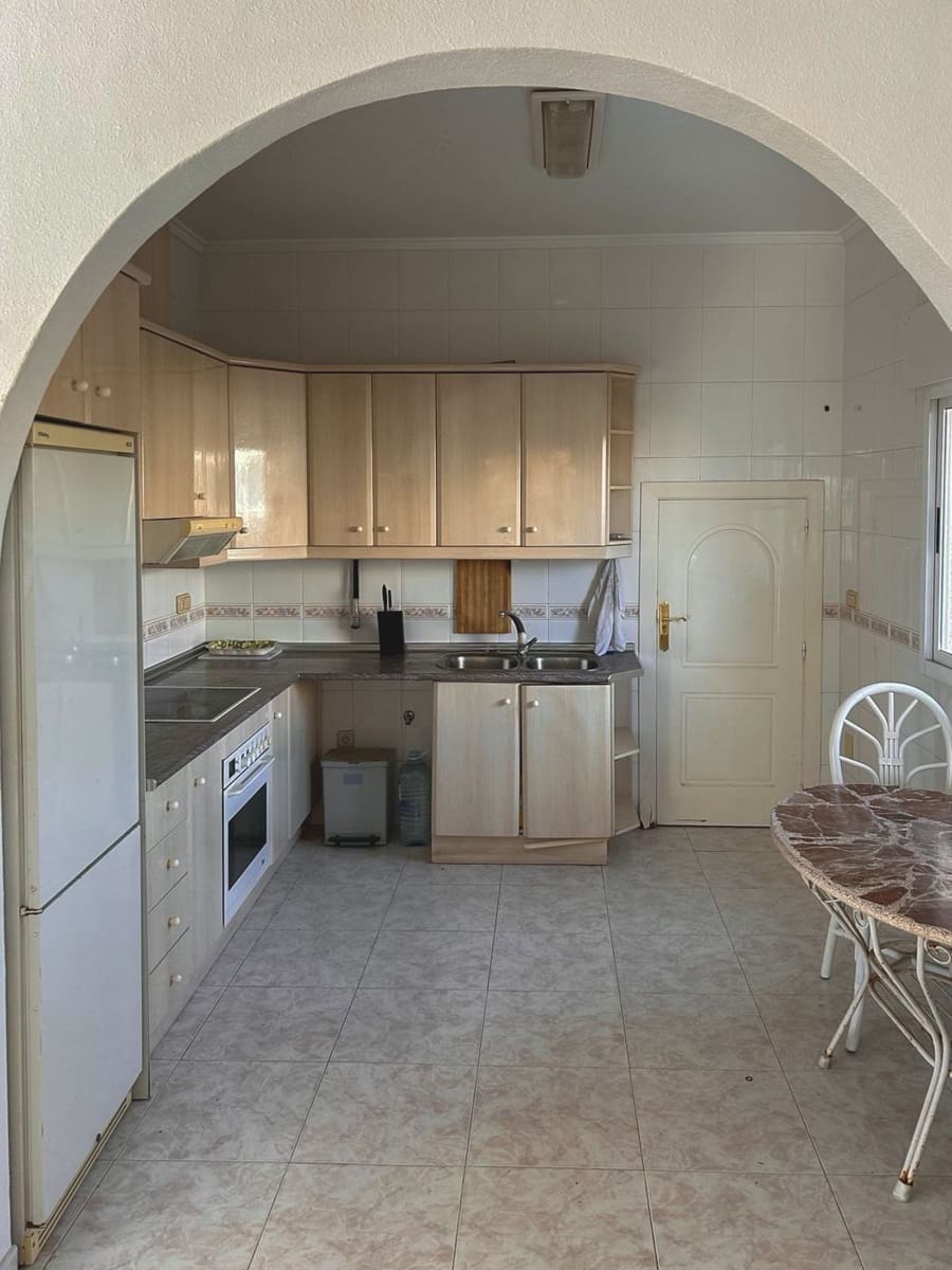 4 Zimmer Villa zu verkaufen in Ciudad Quesada mit Pool - 555.000 € (Ref: 8188989)