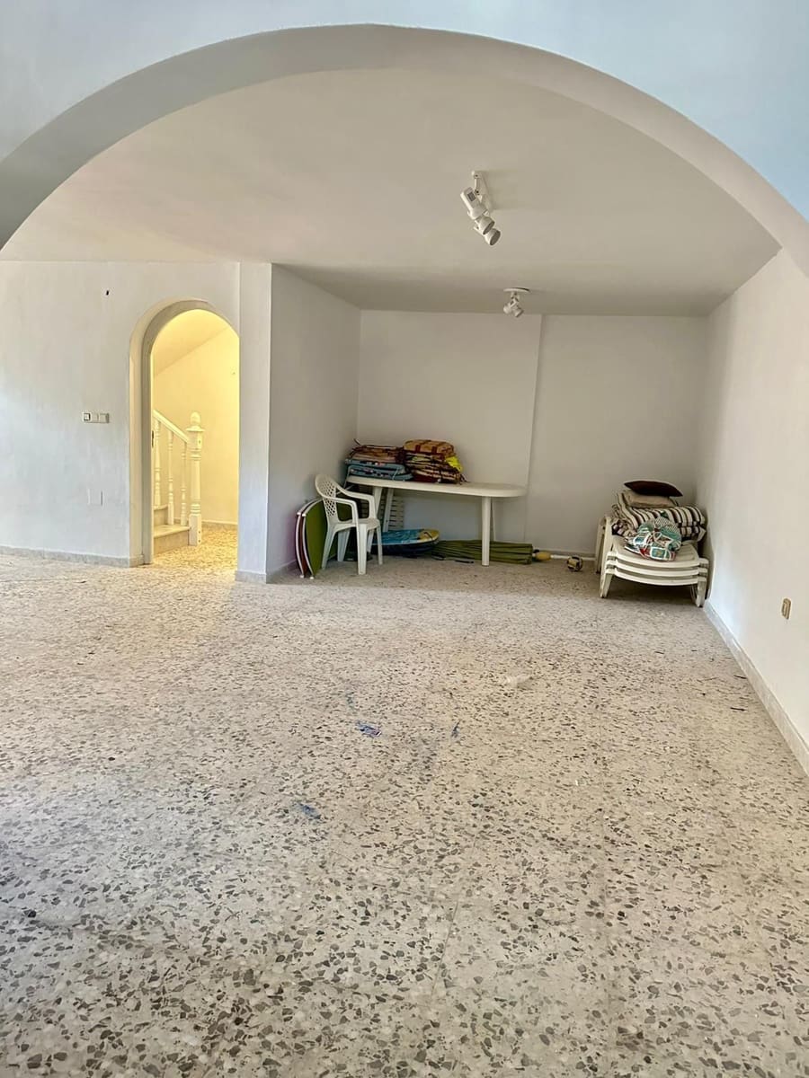 4 Zimmer Villa zu verkaufen in Ciudad Quesada mit Pool - 555.000 € (Ref: 8188989)