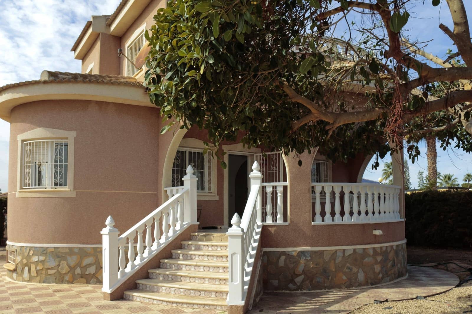 4 Zimmer Villa zu verkaufen in Ciudad Quesada mit Pool - 555.000 € (Ref: 8188989)