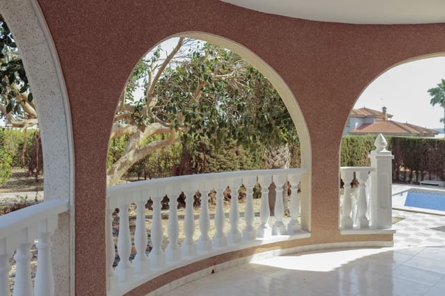 4 Zimmer Villa zu verkaufen in Ciudad Quesada, Rojales mit Pool - 555.000 € (Ref: 8188989)