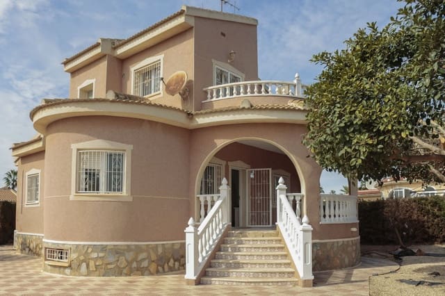 4 Zimmer Villa zu verkaufen in Ciudad Quesada, Rojales mit Pool - 555.000 € (Ref: 8188989)