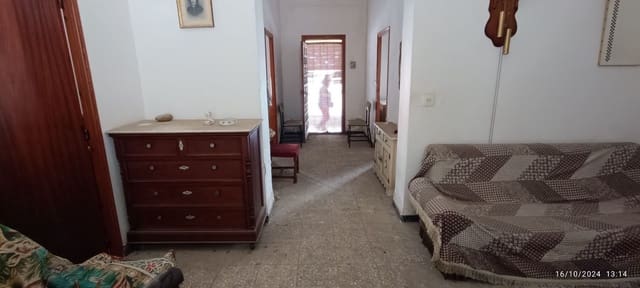 3 slaapkamer Huis te koop in Rojales - € 98.000 (Ref: 8601247)