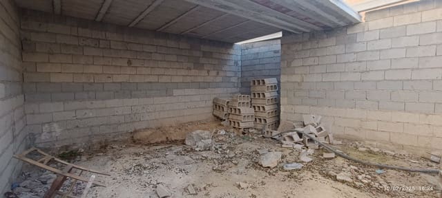 4 soverom Hus til salgs i Rojales - € 150 000 (Ref: 8809216)