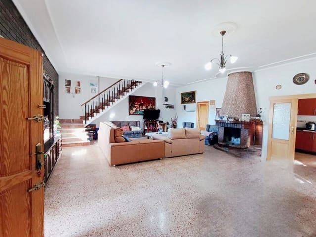 6 bedroom Finca/Country House for sale in Agost with pool garage - € 315,000 (Ref: 8932058)