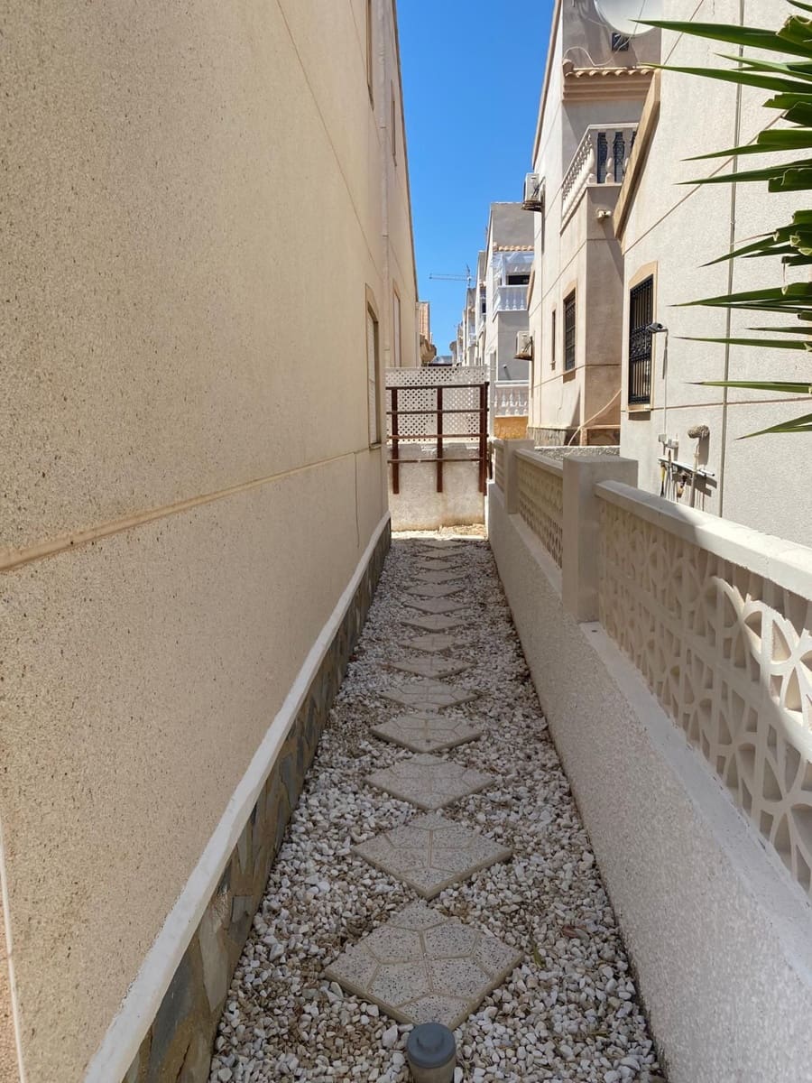 2 Zimmer Villa zu verkaufen in Rojales mit Pool - 157.000 € (Ref: 9016769)