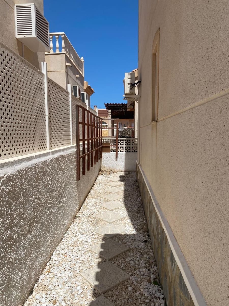 2 Zimmer Villa zu verkaufen in Rojales mit Pool - 157.000 € (Ref: 9016769)