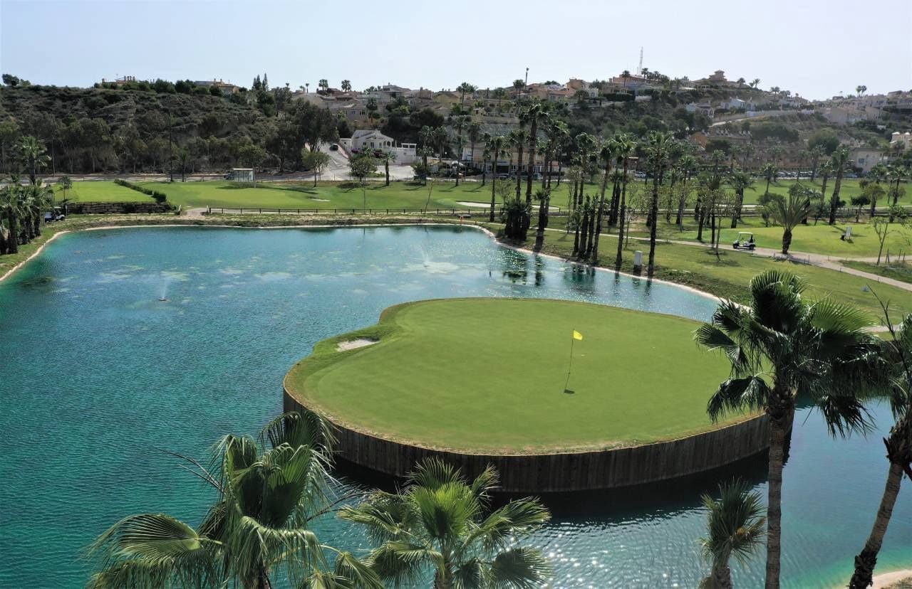 3 bedroom Villa for sale in Ciudad Quesada with pool - € 749,000 (Ref: 9132090)