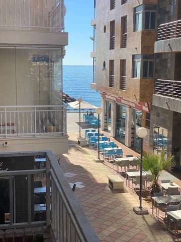 Piso de 3 habitaciones en Torrevieja en venta - 215.000 € (Ref: 9344338)