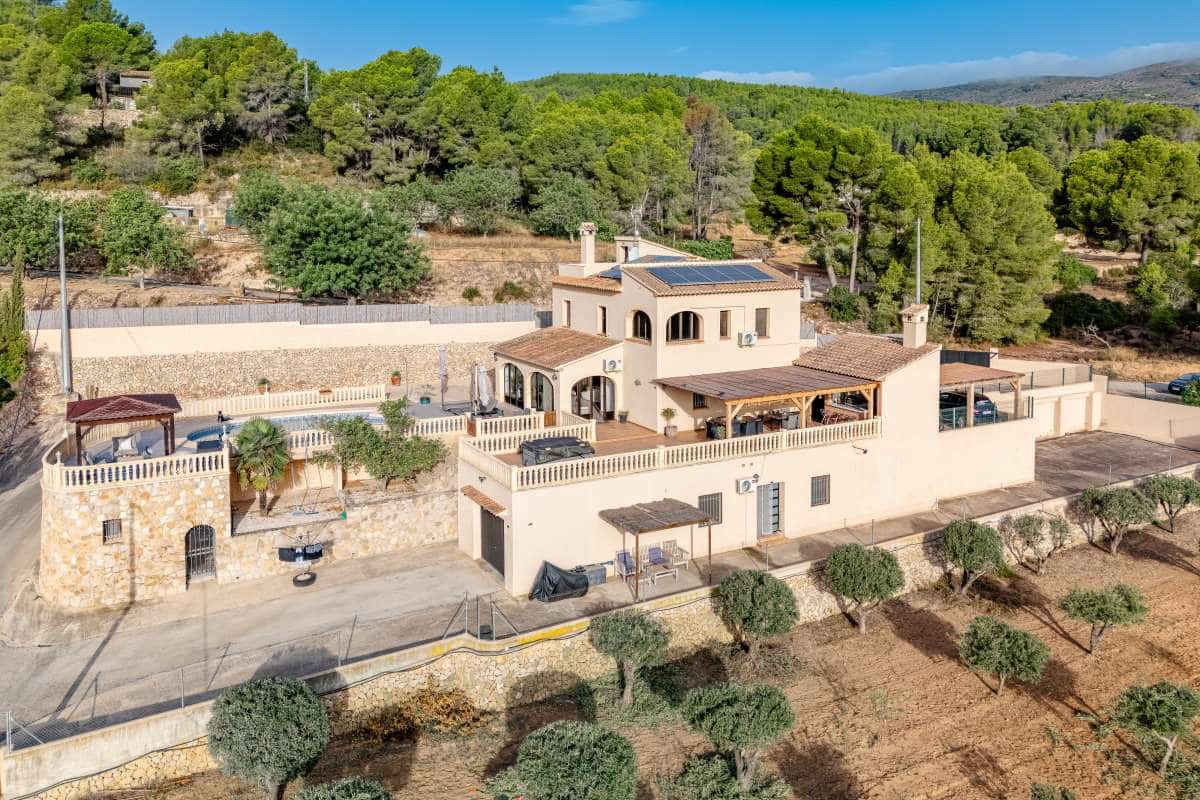 5 chambre Finca/Maison de Campagne à vendre à Benissa avec piscine - 1 400 000 € (Ref: 10016679)