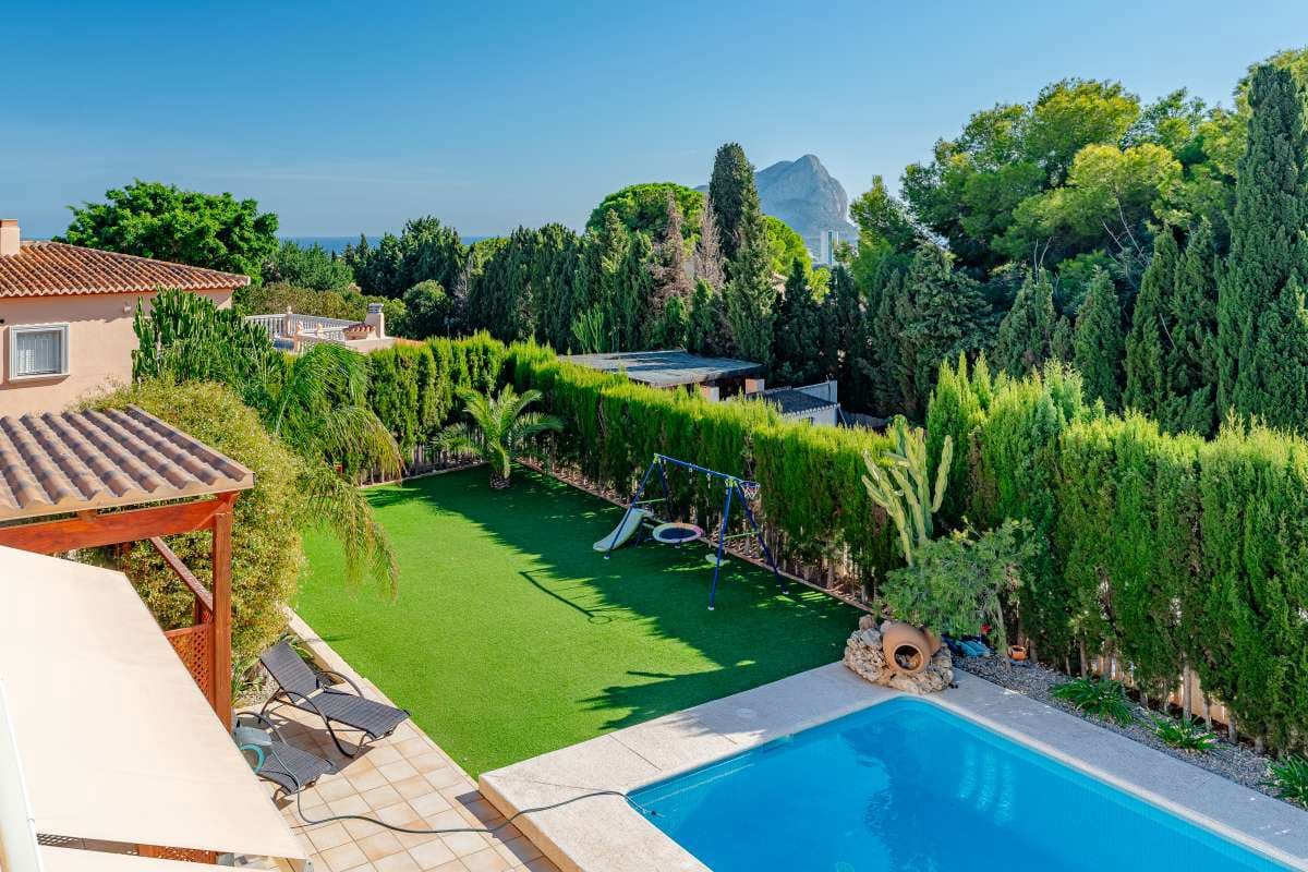 5 sypialnia Willa na sprzedaż w Calpe / Calp z basenem garażem - 1 400 000 € (Ref: 10111120)
