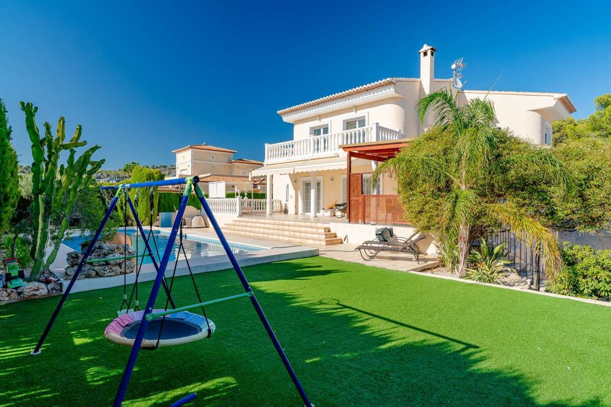 5 sypialnia Willa na sprzedaż w Calpe / Calp z basenem garażem - 1 400 000 € (Ref: 10111120)