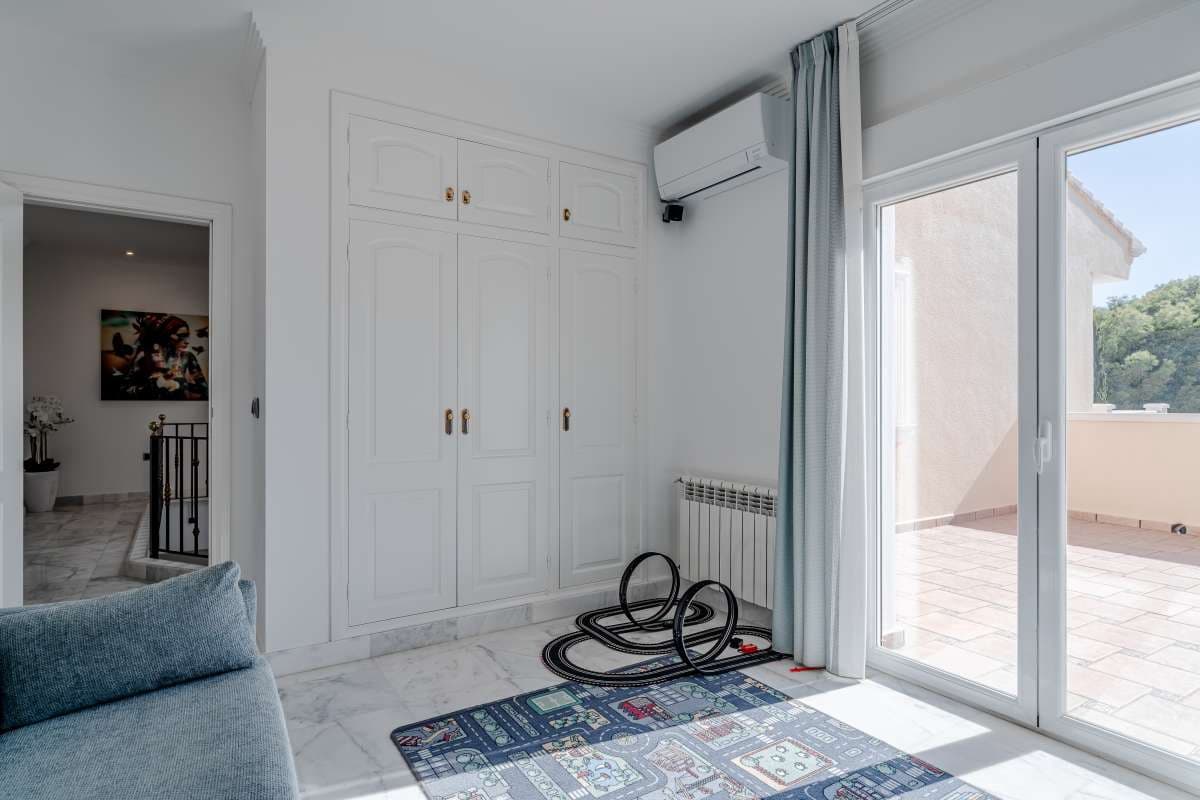5 sypialnia Willa na sprzedaż w Calpe / Calp z basenem garażem - 1 400 000 € (Ref: 10111120)