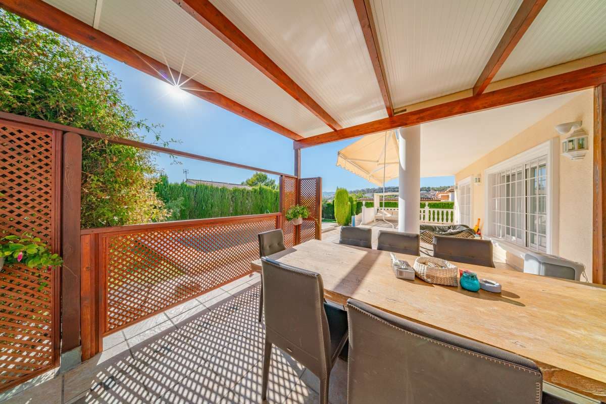 5 sypialnia Willa na sprzedaż w Calpe / Calp z basenem garażem - 1 400 000 € (Ref: 10111120)
