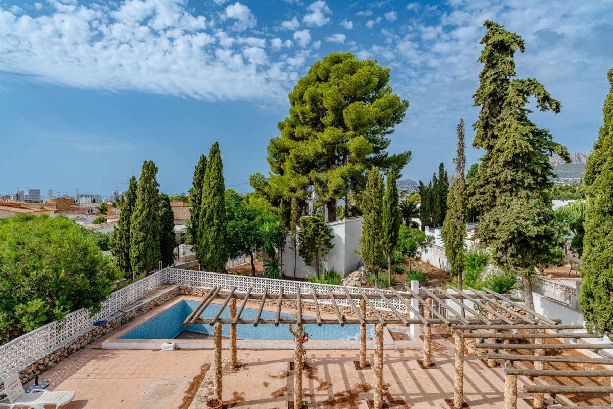 4 soveværelse Villa til salg i Calpe / Calp med swimmingpool garage - € 640.000 (Ref: 10132183)