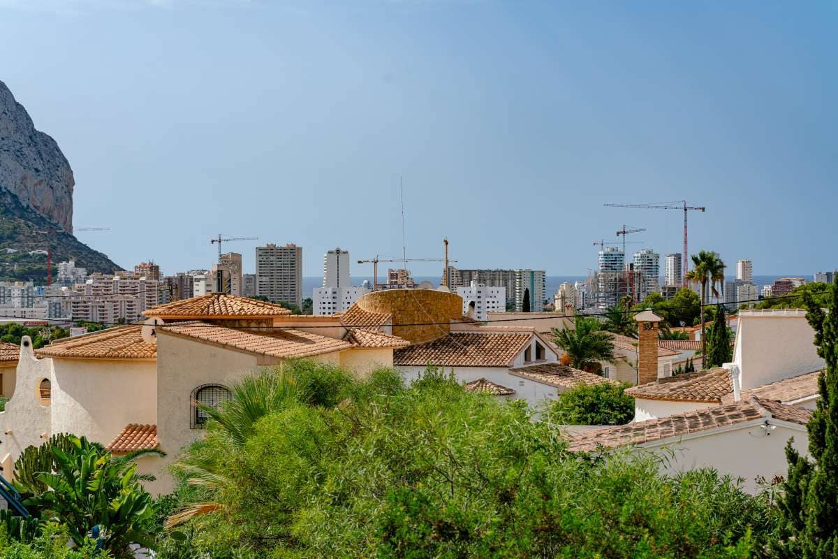 4 soveværelse Villa til salg i Calpe / Calp med swimmingpool garage - € 640.000 (Ref: 10132183)