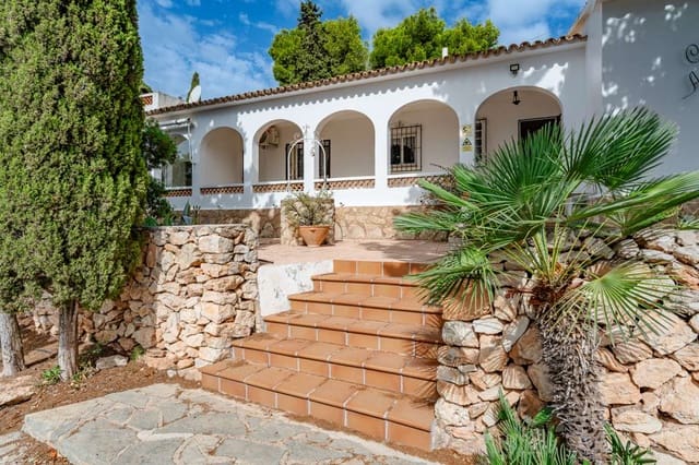 4 sypialnia Willa na sprzedaż w Calpe / Calp z basenem garażem - 640 000 € (Ref: 10132183)