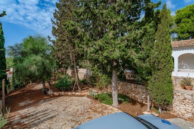 4 sypialnia Willa na sprzedaż w Calpe / Calp z basenem garażem - 640 000 € (Ref: 10132183)