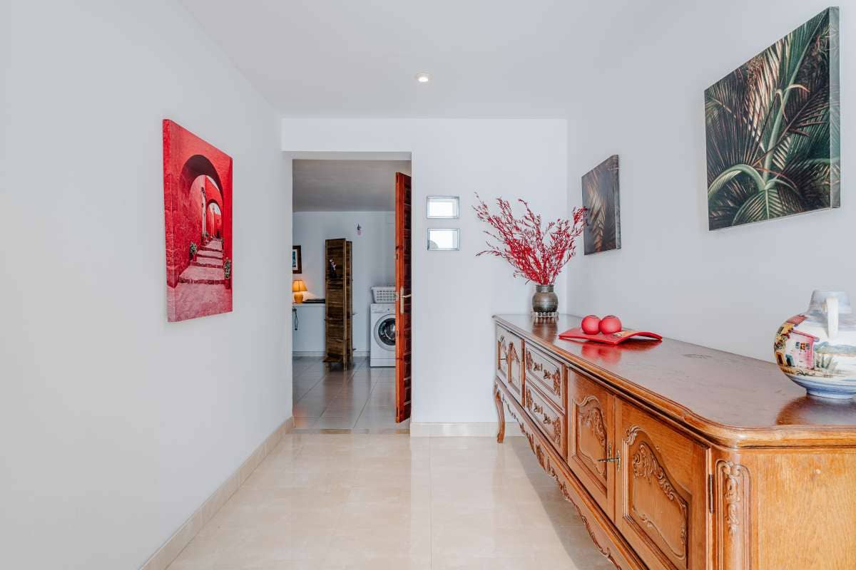 3 soveværelse Villa til salg i Calpe / Calp med swimmingpool - € 849.000 (Ref: 10165572)