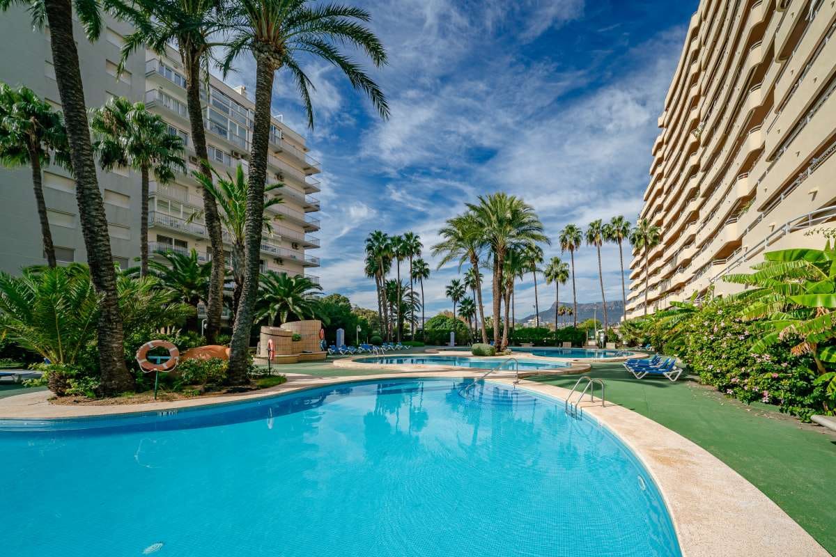 1 sovrum Lägenhet till salu i Calpe / Calp med pool - 290 000 € (Ref: 10179399)
