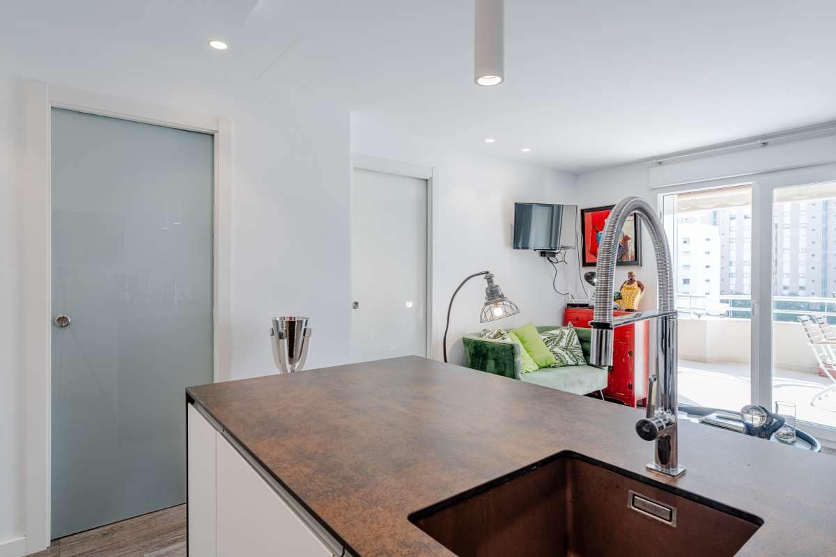 1 sovrum Lägenhet till salu i Calpe / Calp med pool - 290 000 € (Ref: 10179399)