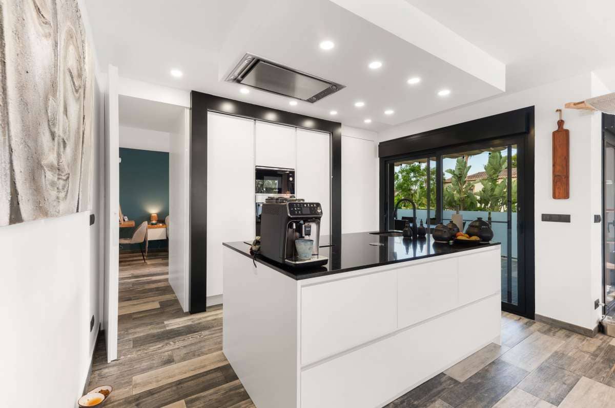 3 soveværelse Villa til salg i Calpe / Calp med swimmingpool garage - € 895.000 (Ref: 10183667)