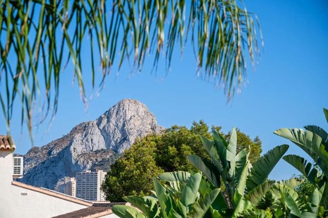 3 soveværelse Villa til salg i Calpe / Calp med swimmingpool garage - € 895.000 (Ref: 10183667)