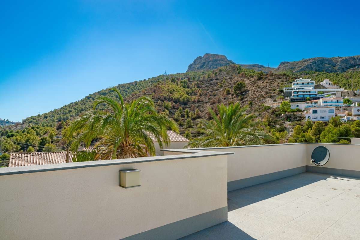 5 soveværelse Villa til salg i Calpe / Calp - € 780.000 (Ref: 9051437)